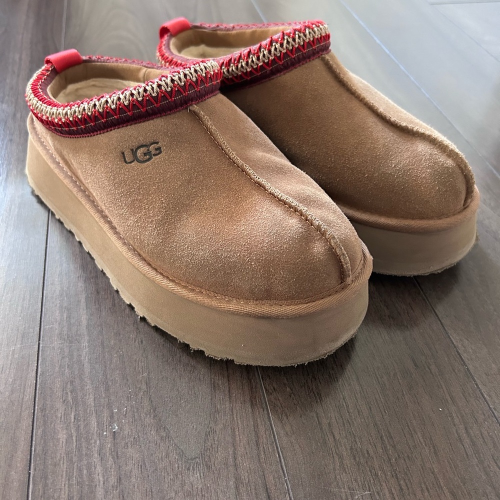 Ugg Tazz